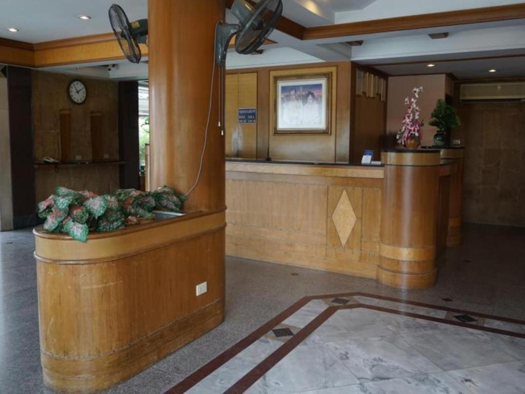 Tanaphat Hatyai Hotel Hat Yai Exteriör bild